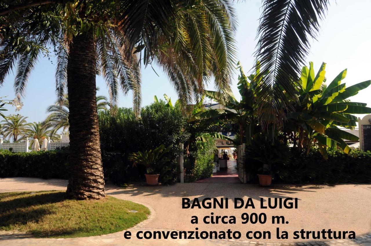 La Casa Di Luna San Benedetto del Tronto Buitenkant foto