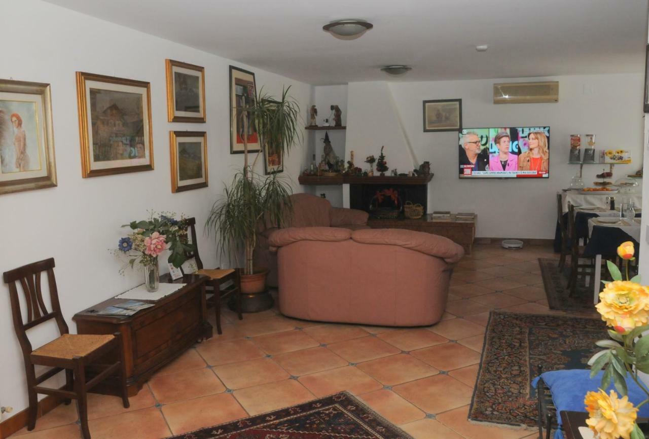 La Casa Di Luna San Benedetto del Tronto Buitenkant foto