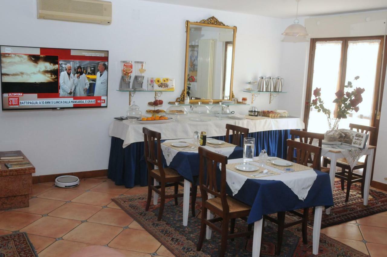 La Casa Di Luna San Benedetto del Tronto Buitenkant foto
